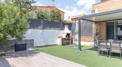 Cottage 3 bedrooms of 249 m² in Montcada i Reixac (08110)