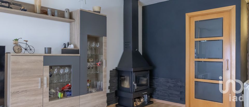 Chalet 3 habitaciones de 249 m² en Montcada i Reixac (08110)