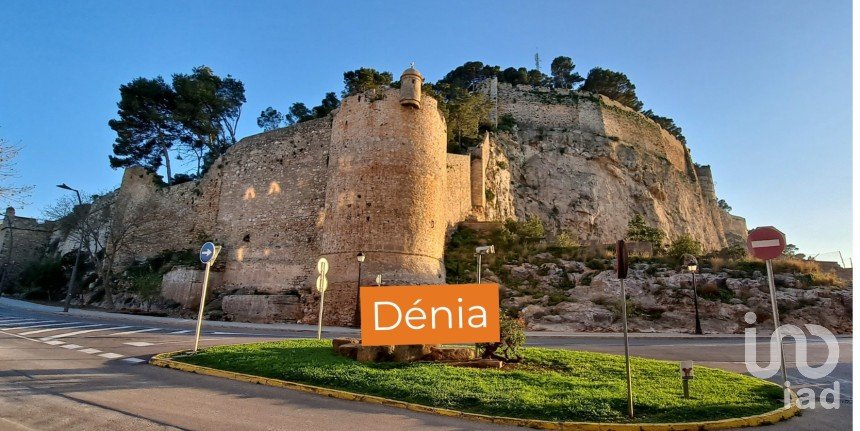 Casa 0 habitacions de 235 m² a Dénia (03700)