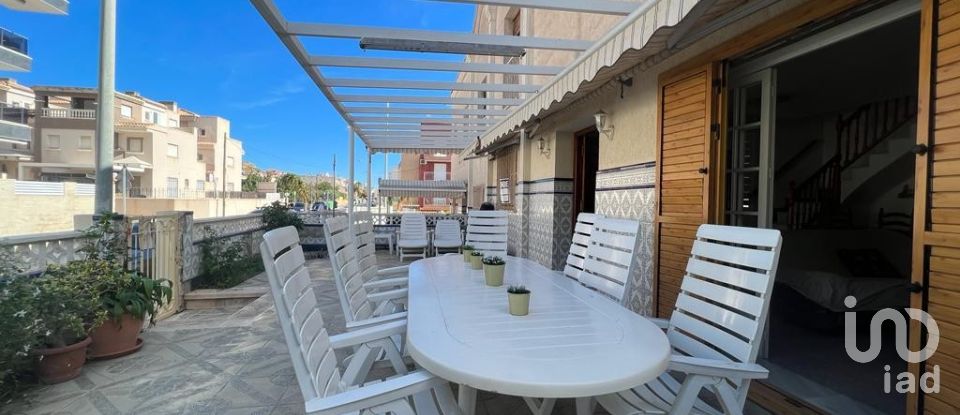 Habitatge unifamiliar  5 habitacions de 110 m² a Santa Pola (03130)