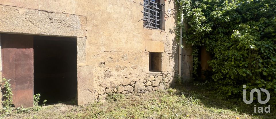 Block of flats in Gata (10860) of 980 m²