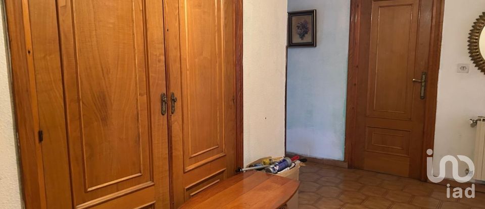 House 5 bedrooms of 250 m² in Cuadros (24620)