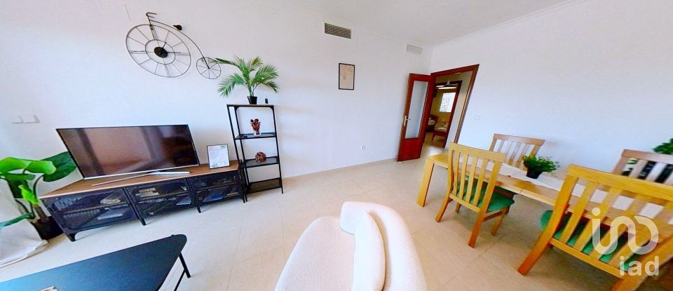 Piso 2 habitaciones de 90 m² en La Serreta (03679)