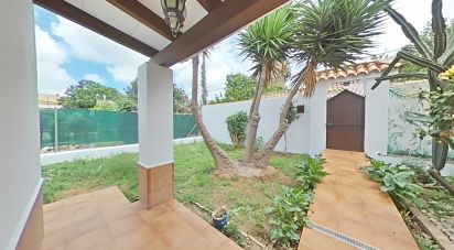 Casa 3 habitaciones de 120 m² en Chiclana de la Frontera (11130)