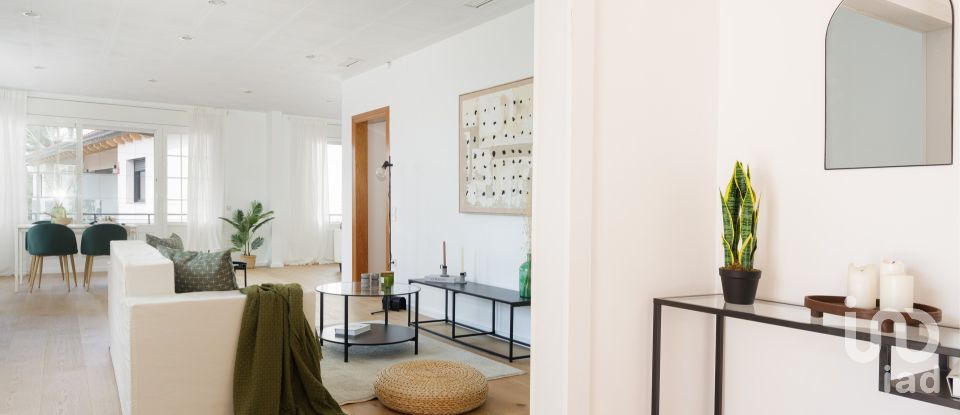 Appartement en maison 4 chambres de 335 m² à Palau-Solita I Plegamans (08184)