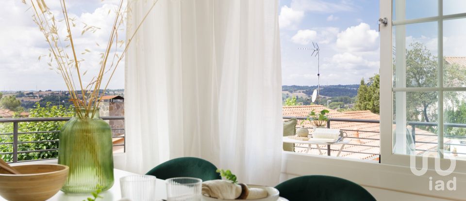 Appartement en maison 4 chambres de 335 m² à Palau-Solita I Plegamans (08184)