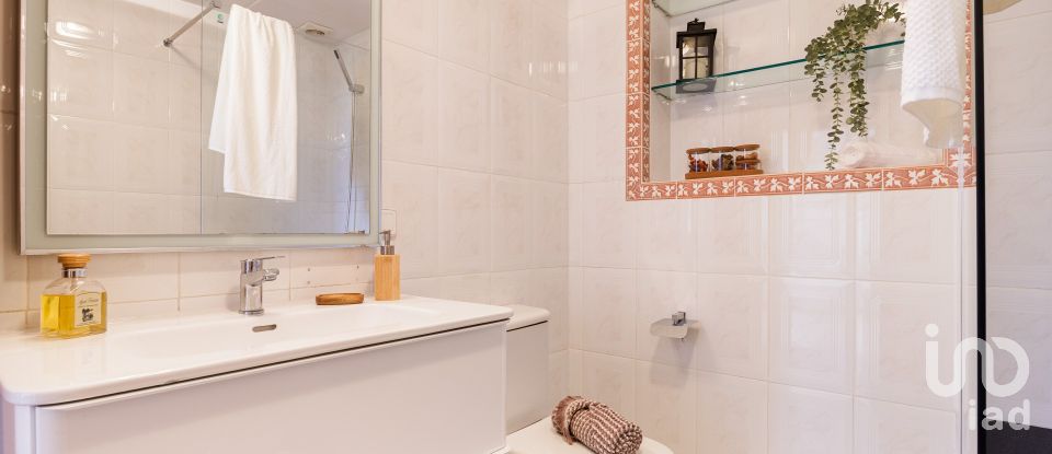 Appartement en maison 4 chambres de 335 m² à Palau-Solita I Plegamans (08184)