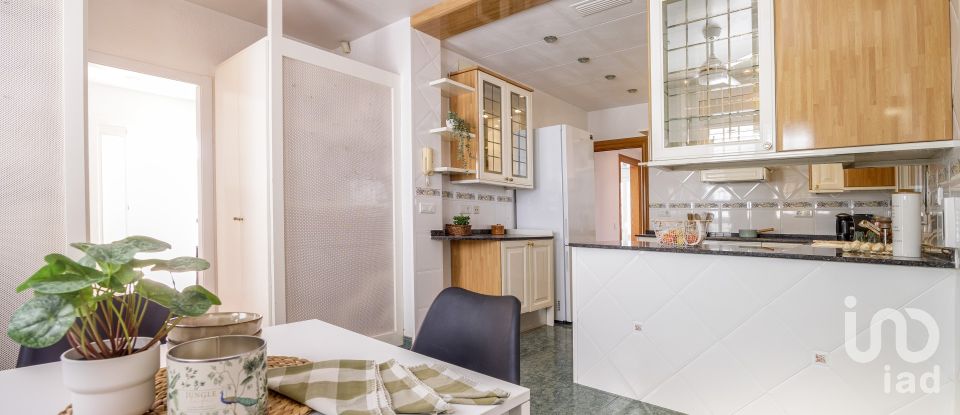 Appartement en maison 4 chambres de 335 m² à Palau-Solita I Plegamans (08184)