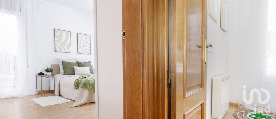 Appartement en maison 4 chambres de 335 m² à Palau-Solita I Plegamans (08184)