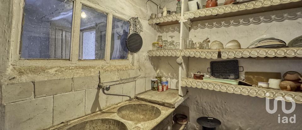 Casa de pueblo 4 habitaciones de 230 m² en Alcalá de la Selva (44432)