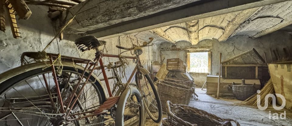 Casa de pueblo 4 habitaciones de 230 m² en Alcalá de la Selva (44432)