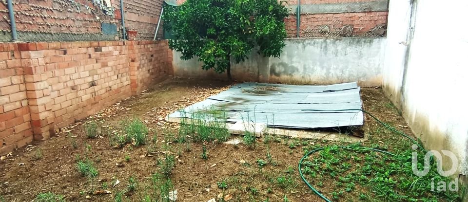 Maison 3 chambres de 490 m² à Móra d'Ebre (43740)