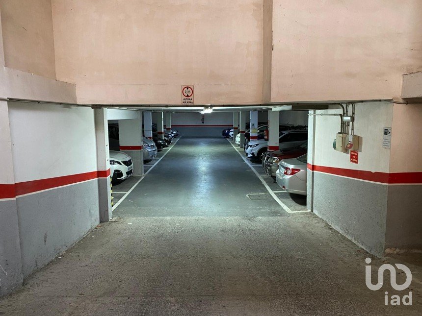 Garage de 11 m² à Reus (43205)
