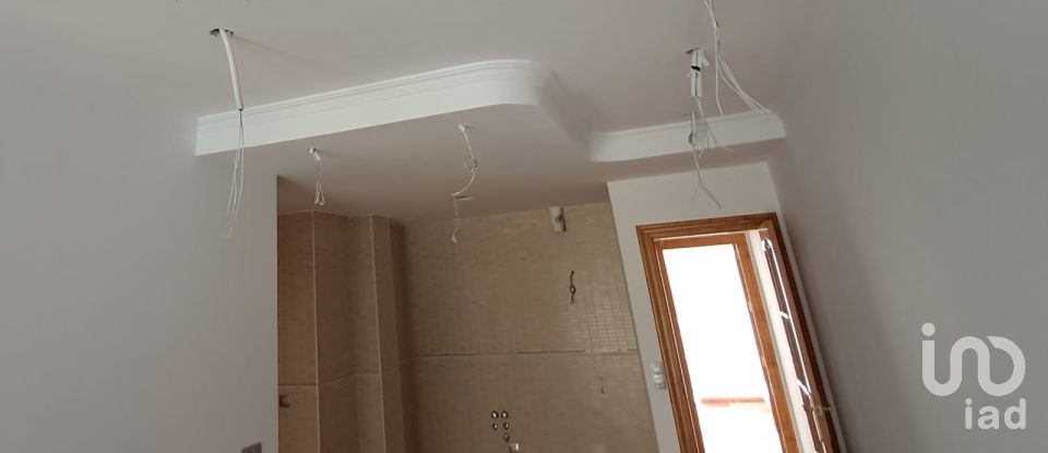 Pis 3 habitacions de 100 m² a Almendricos (30893)