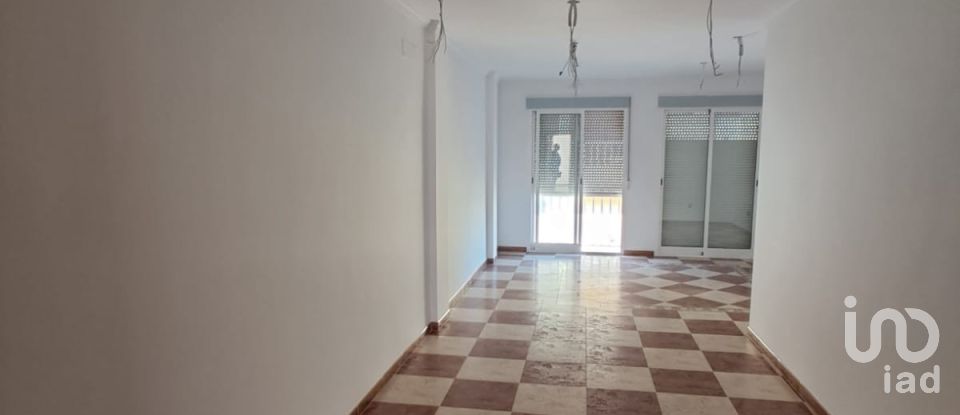 Pis 3 habitacions de 100 m² a Almendricos (30893)