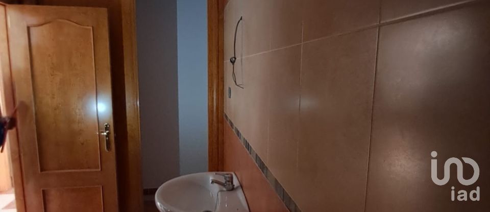 Pis 3 habitacions de 100 m² a Almendricos (30893)