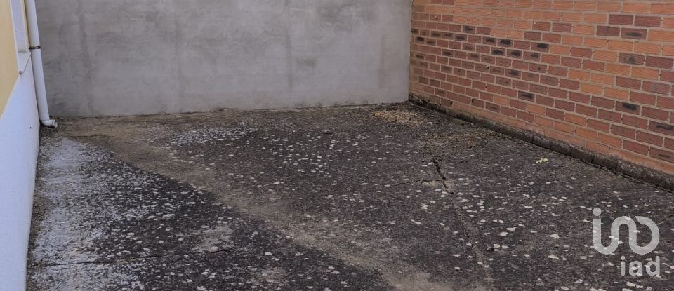 House 2 bedrooms of 90 m² in Bercianos del Páramo (24252)