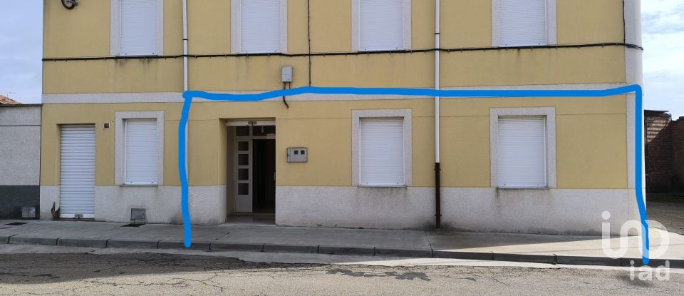 House 2 bedrooms of 90 m² in Bercianos del Páramo (24252)