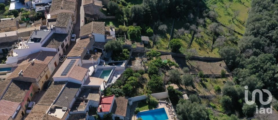 Village house 4 bedrooms of 241 m² in Campanet (07310)