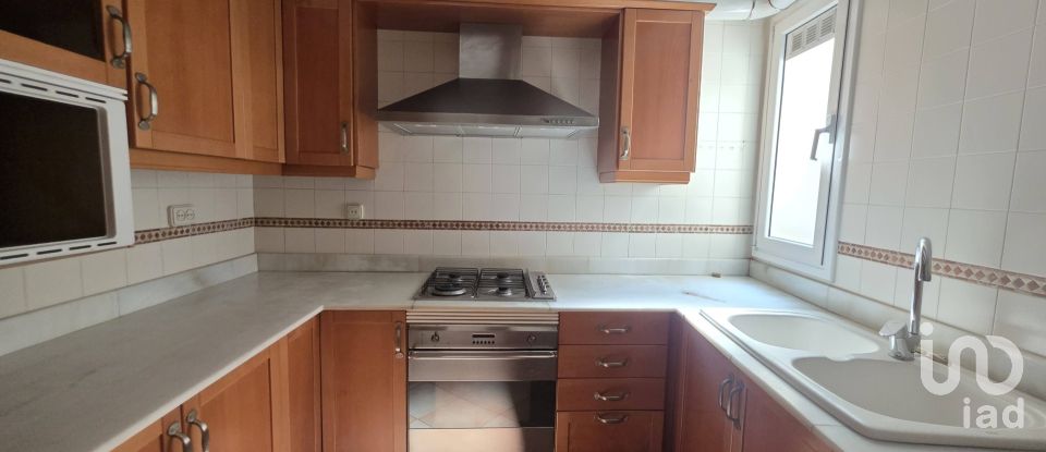 Pis 5 habitacions de 119 m² a Barcelona (08002)