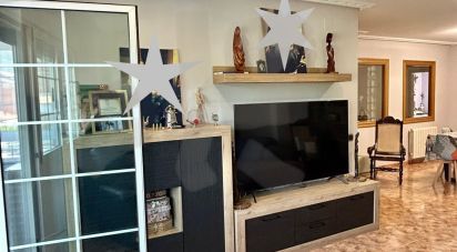 Maison 6 chambres de 300 m² à Alcedo de Alba (24649)