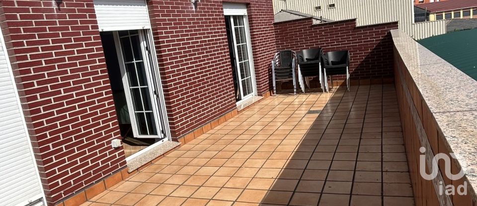 House/villa 6 bedrooms of 300 m² in Alcedo de Alba (24649)