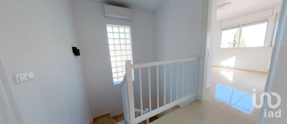 House 4 bedrooms of 163 m² in Mont-Roig del Camp (43892)