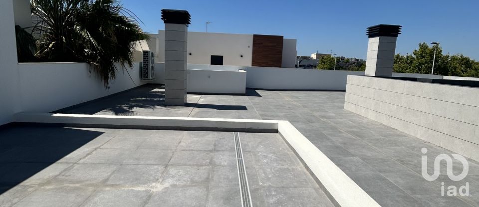 Chalet 5 habitaciones de 367 m² en San Pedro del Pinatar (30740)