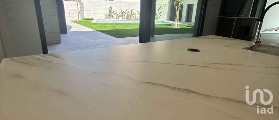 Chalet 5 habitaciones de 367 m² en San Pedro del Pinatar (30740)