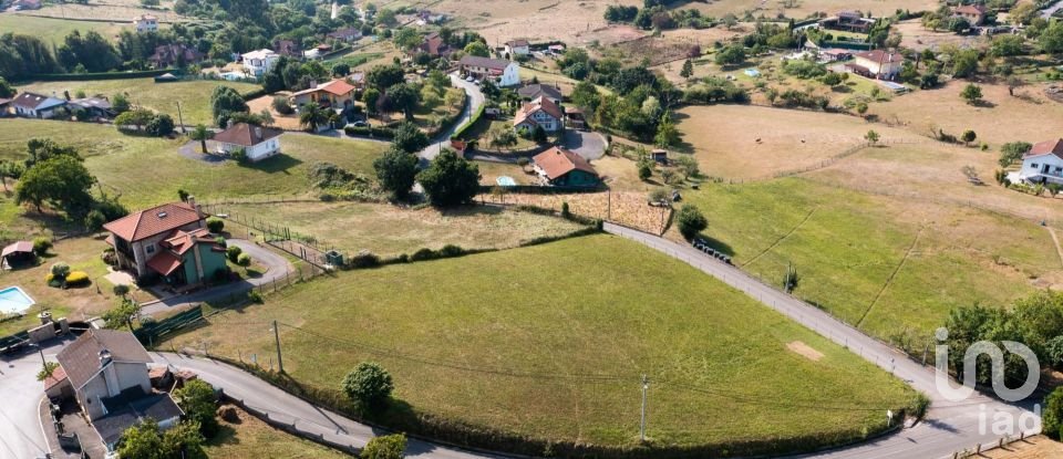 Terrain à bâtir de 5 366 m² à Arroyo (33392)