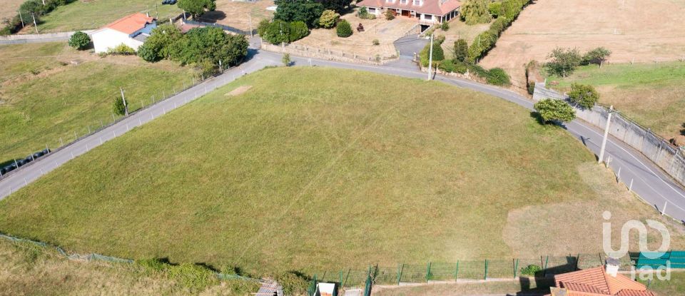 Terrain à bâtir de 5 366 m² à Arroyo (33392)