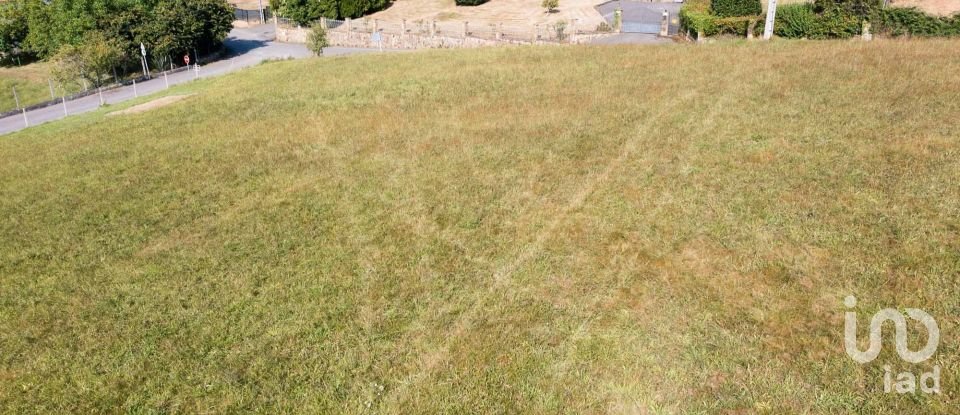 Terrain à bâtir de 5 366 m² à Arroyo (33392)