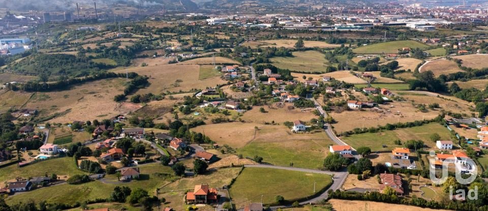 Terrain à bâtir de 5 366 m² à Arroyo (33392)