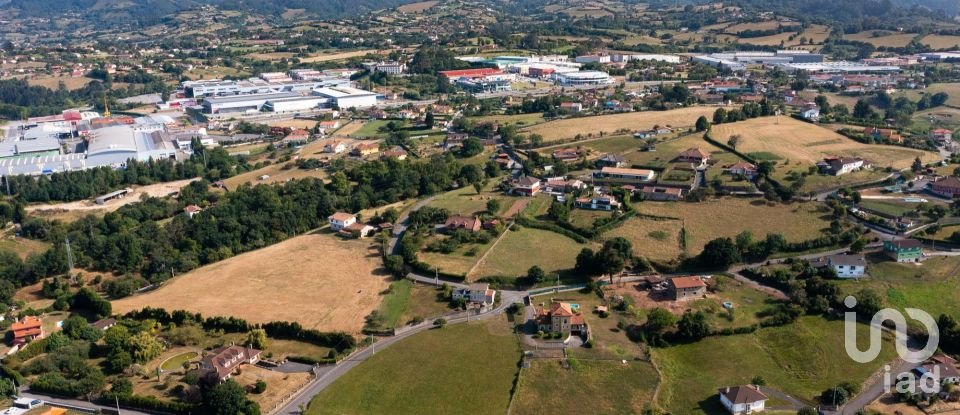 Terrain à bâtir de 5 366 m² à Arroyo (33392)