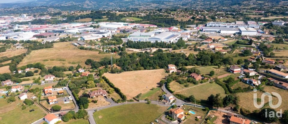 Terrain à bâtir de 5 366 m² à Arroyo (33392)