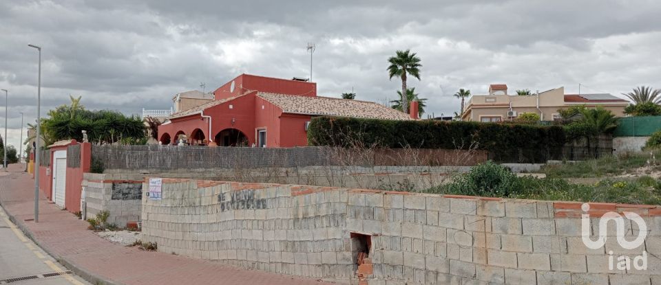 Building plot of 809 m² in San Fulgencio (03177)