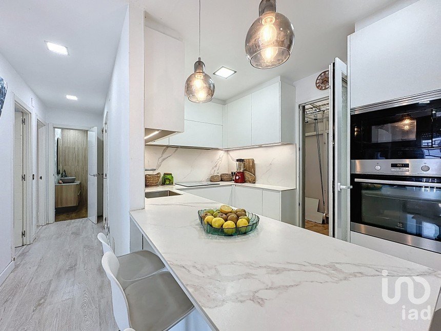 Piso 3 habitaciones de 88 m² en Aren (36992)