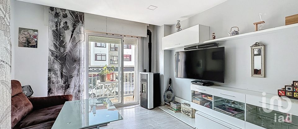 Piso 3 habitaciones de 88 m² en Aren (36992)