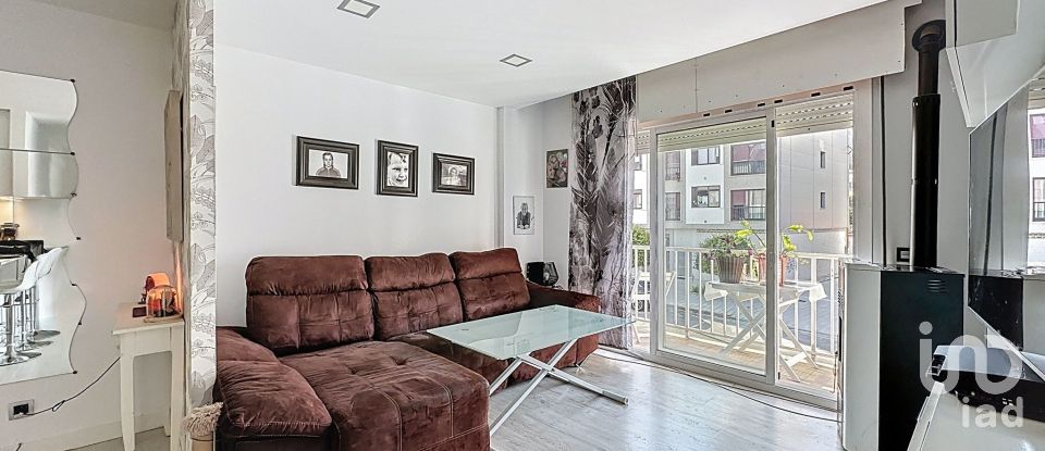 Piso 3 habitaciones de 88 m² en Aren (36992)