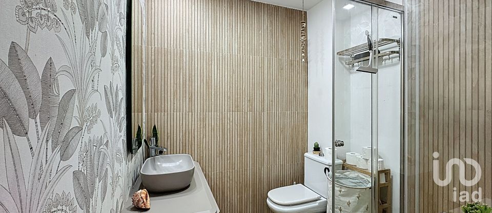 Piso 3 habitaciones de 88 m² en Aren (36992)