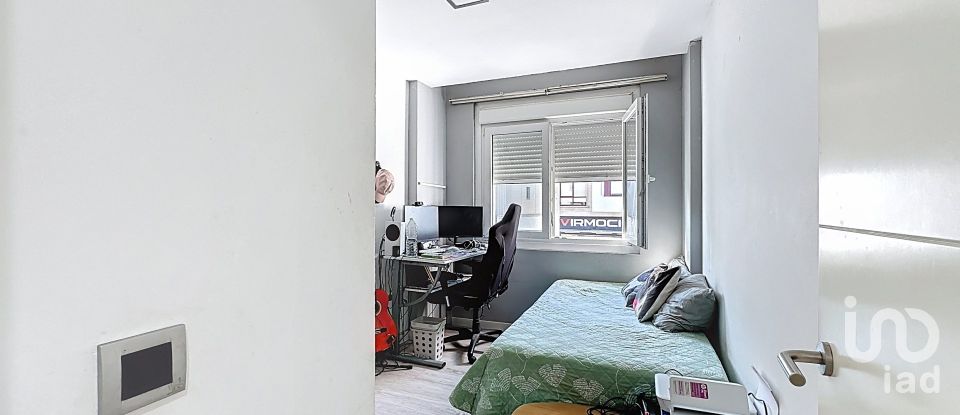 Piso 3 habitaciones de 88 m² en Aren (36992)