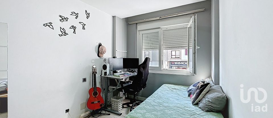 Piso 3 habitaciones de 88 m² en Aren (36992)