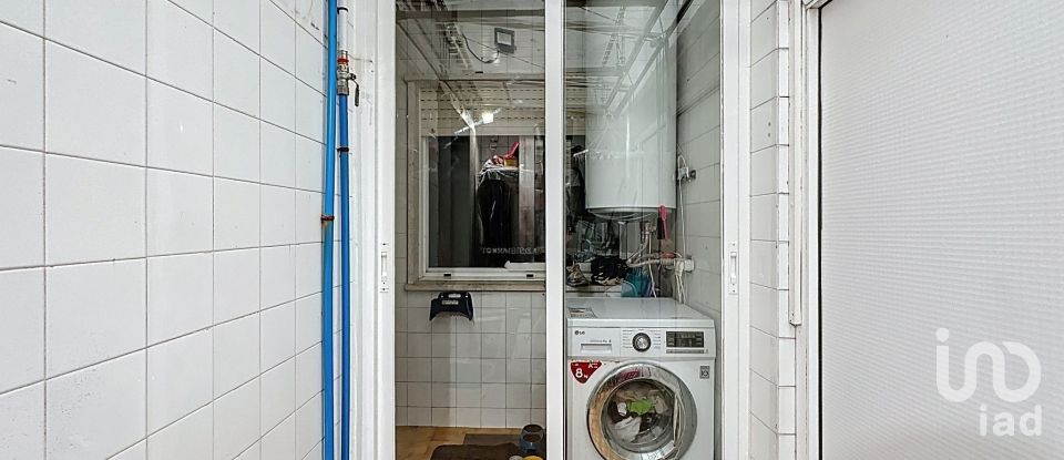 Piso 3 habitaciones de 88 m² en Aren (36992)