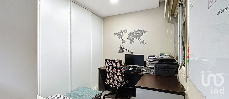 Piso 3 habitaciones de 88 m² en Aren (36992)