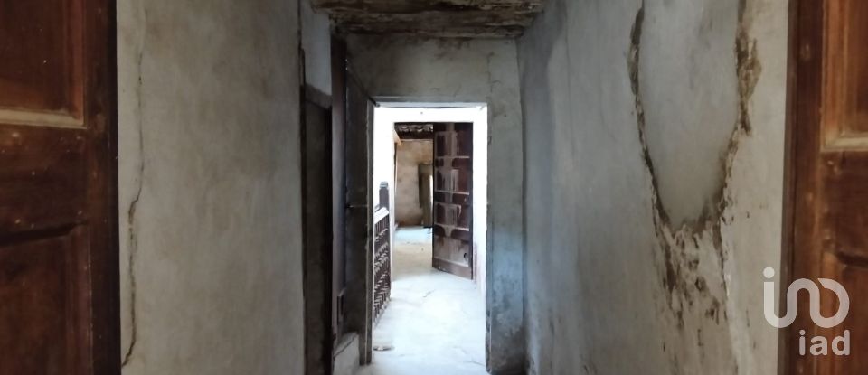 Casa 4 habitaciones de 244 m² en Cervera (25200)