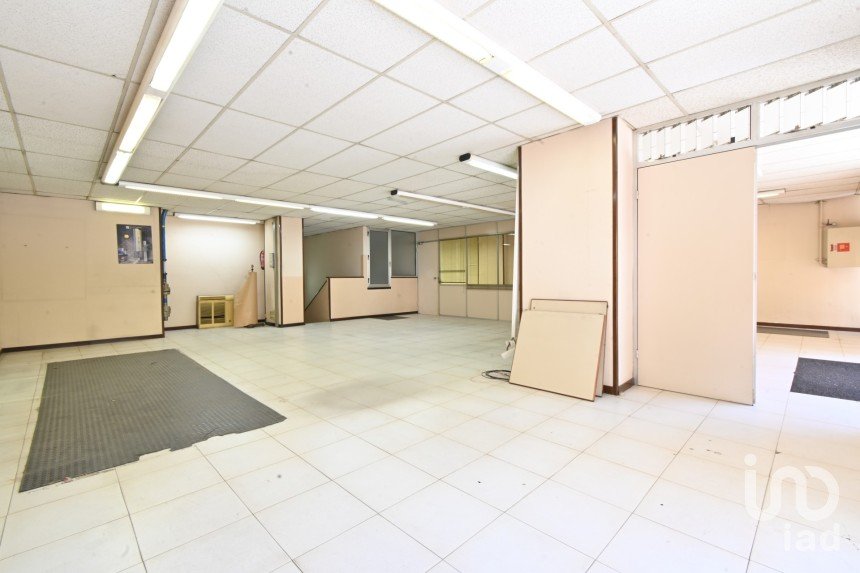 Boutique/Local commercial de 925 m² à Barcelona (08038)