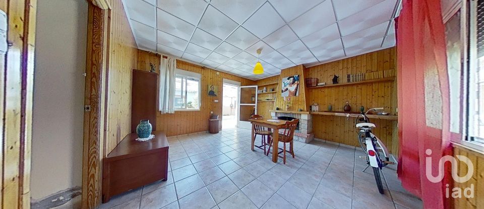 Casa de poble 6 habitacions de 275 m² a Catral (03158)