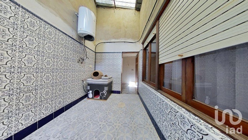 Vivienda unifamiliar  6 habitaciones de 275 m² en Catral (03158)