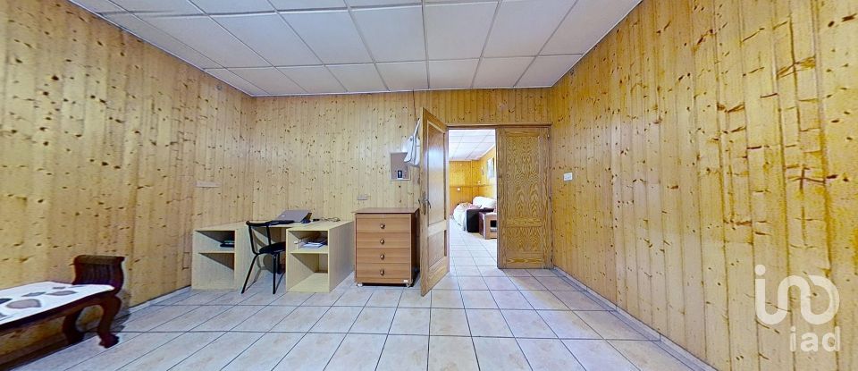 Casa de poble 6 habitacions de 275 m² a Catral (03158)