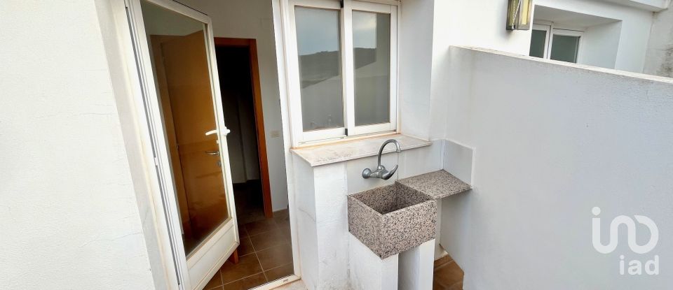 Piso 3 habitaciones de 109 m² en Torreblanca (12596)